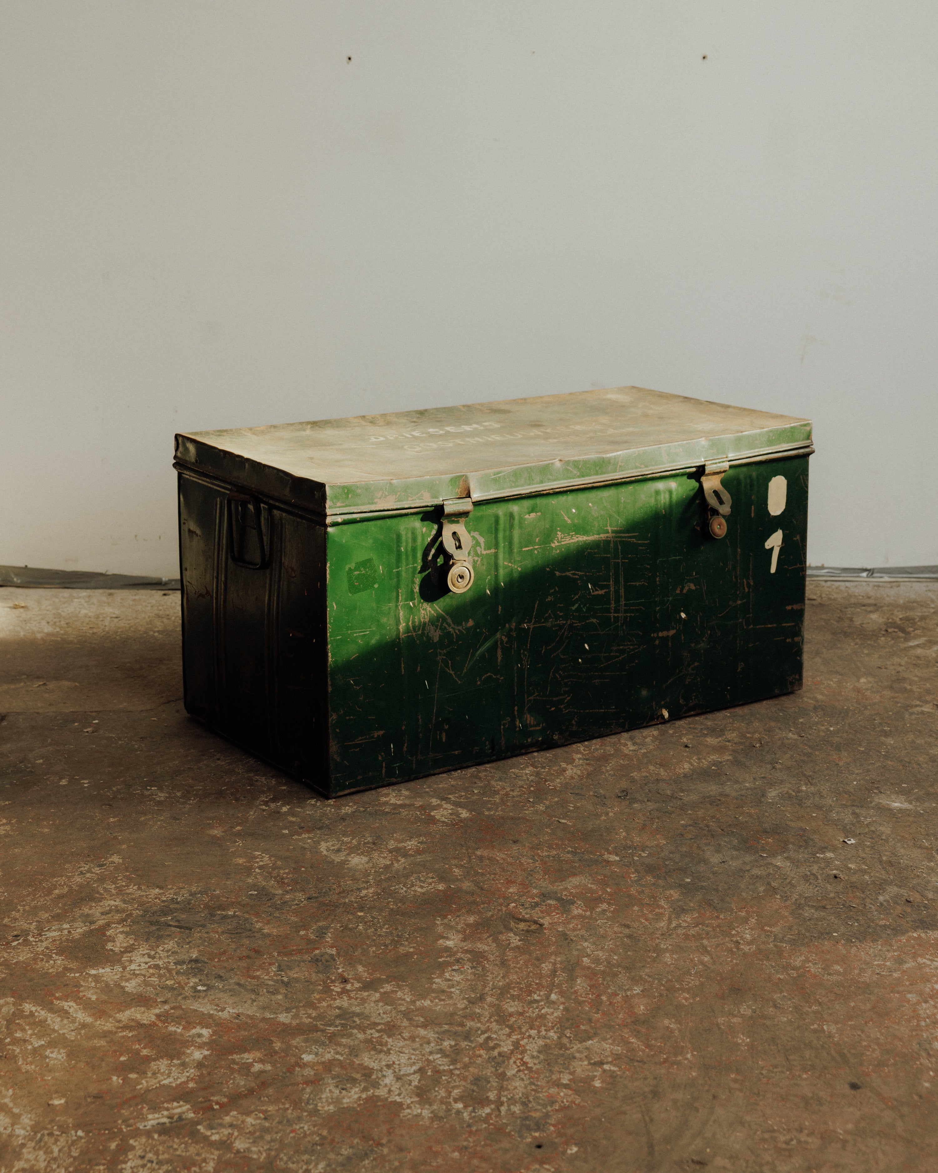 Military trunk