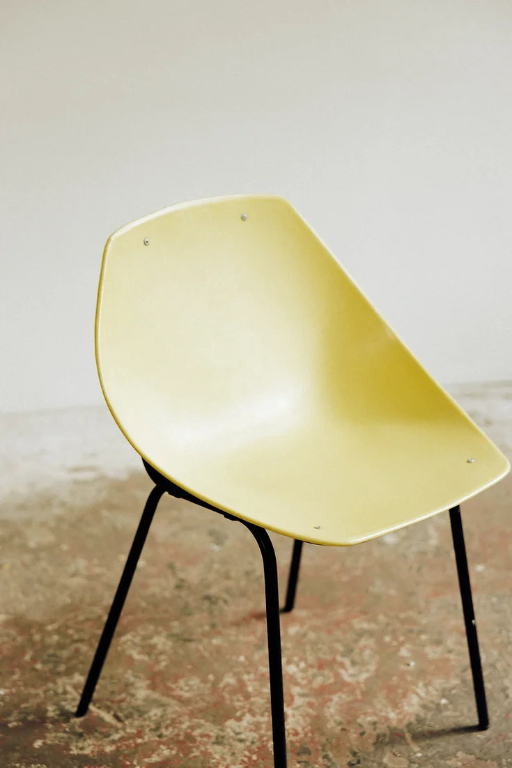 Pierre Guariche - Chaise Coquillage (Meurop, 1961)